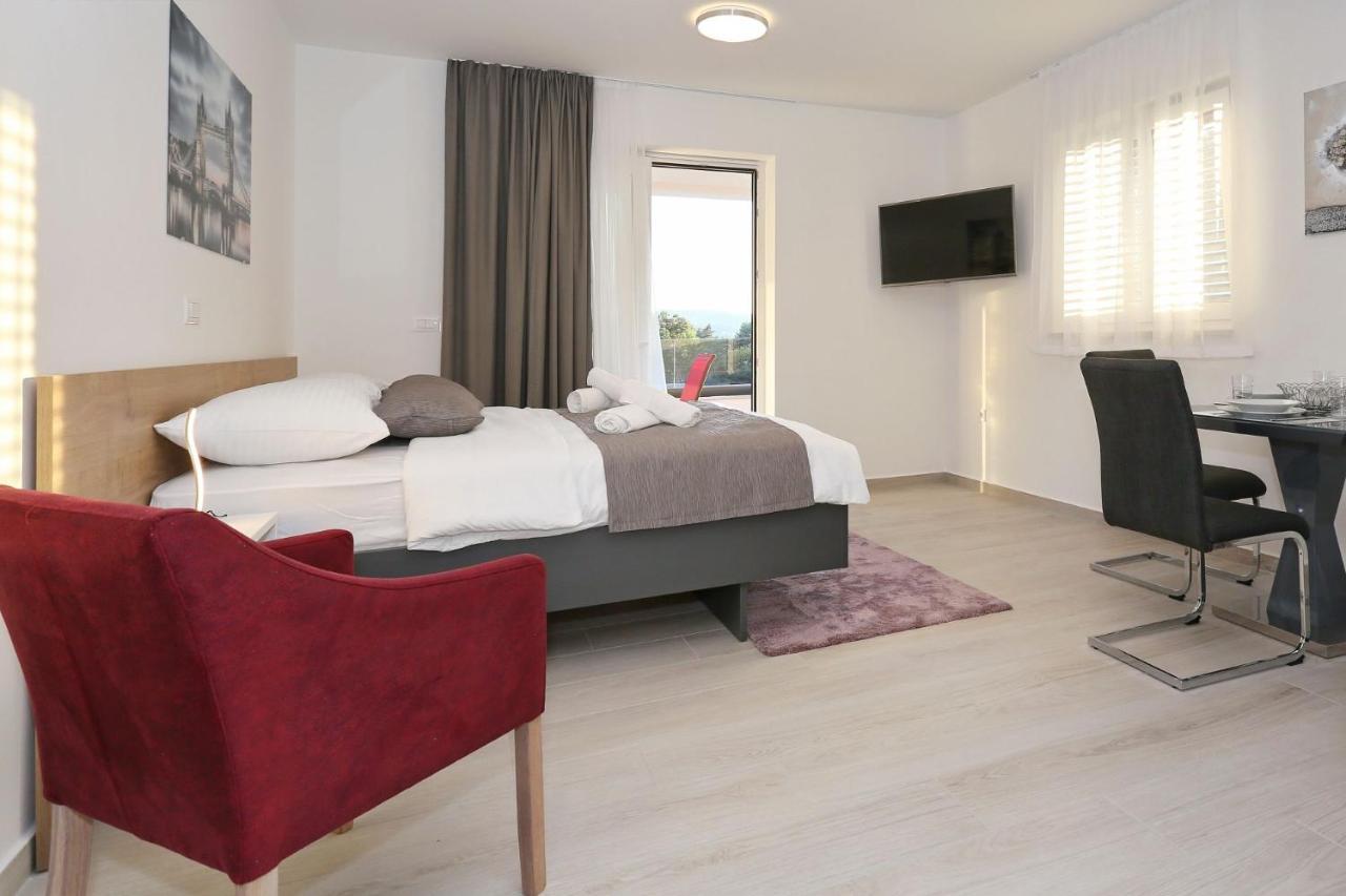 Villa Ankora 1 With Heated Pool Biograd Na Moru Exterior photo