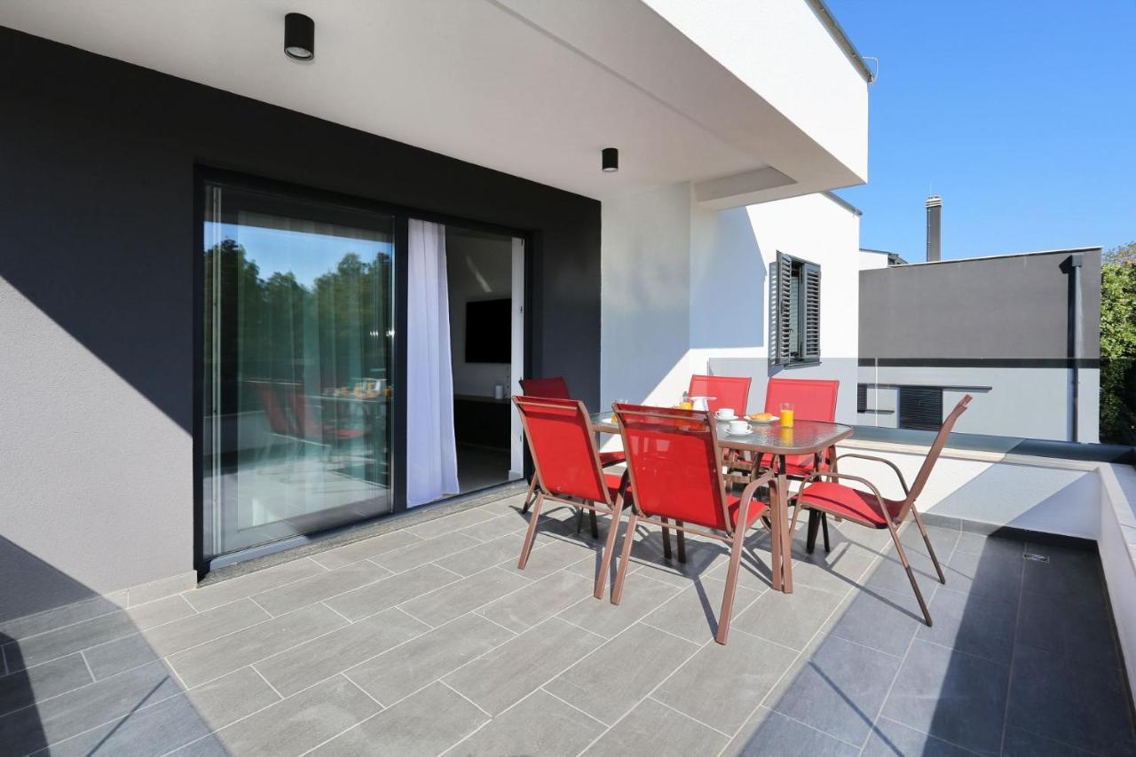 Villa Ankora 1 With Heated Pool Biograd Na Moru Exterior photo